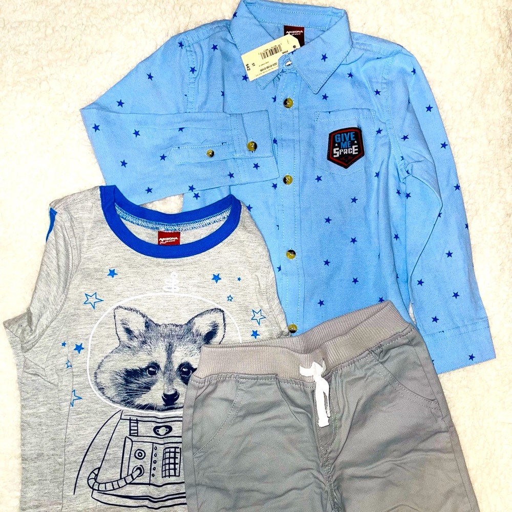 Boys 3 Piece Set Size 5T Outfit NEW